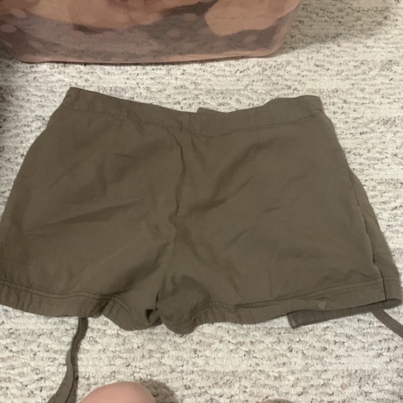 Free People shorts - Picture 4 of 5